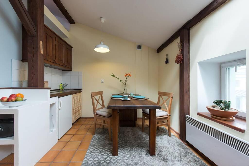 Bright Loft In Amazing Location Apartman Krakkó Kültér fotó