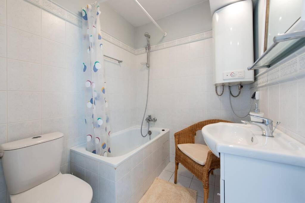 Bright Loft In Amazing Location Apartman Krakkó Kültér fotó
